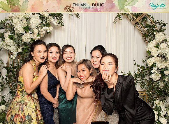 20100 - Thuan + Dung Wedding Photobooth 2021