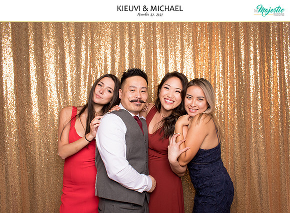 20338 - KieuVi + Michael Wedding Photobooth 2021