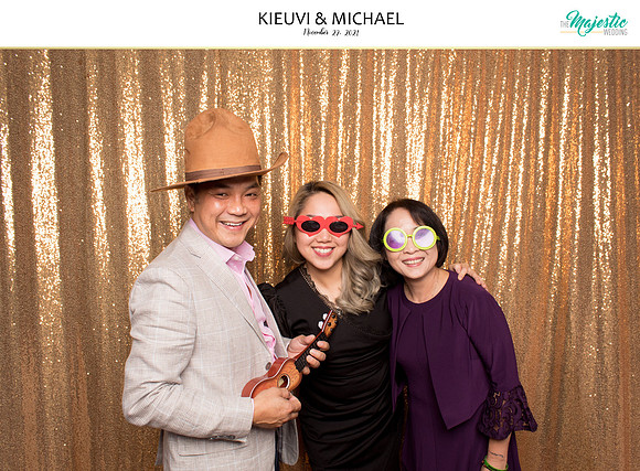 20357 - KieuVi + Michael Wedding Photobooth 2021