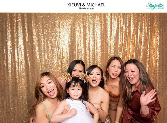 20248 - KieuVi + Michael Wedding Photobooth 2021