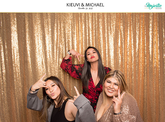 20386 - KieuVi + Michael Wedding Photobooth 2021