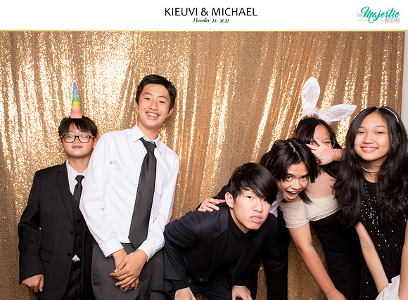 20016 - KieuVi + Michael Wedding Photobooth 2021