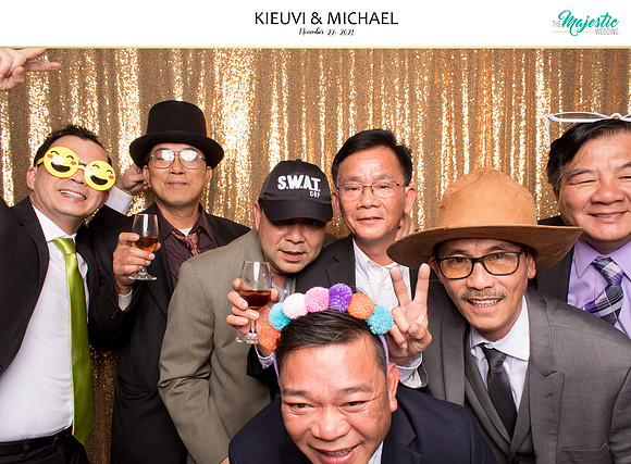 20328 - KieuVi + Michael Wedding Photobooth 2021