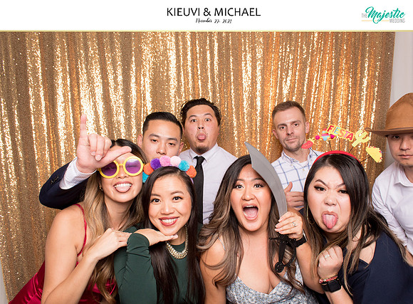 20431 - KieuVi + Michael Wedding Photobooth 2021