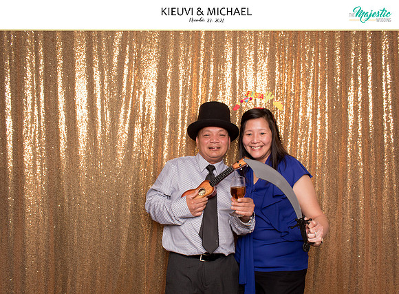20261 - KieuVi + Michael Wedding Photobooth 2021
