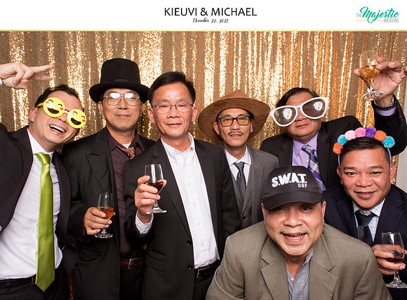 20327 - KieuVi + Michael Wedding Photobooth 2021