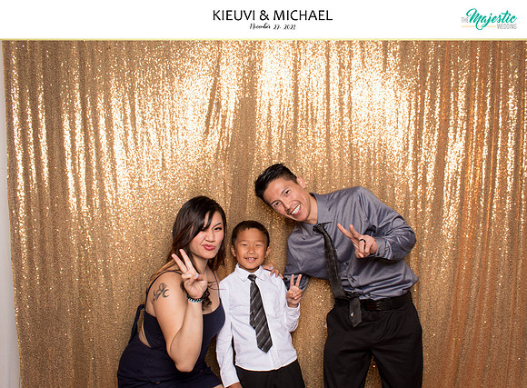 20073 - KieuVi + Michael Wedding Photobooth 2021