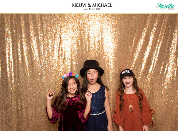 20446 - KieuVi + Michael Wedding Photobooth 2021