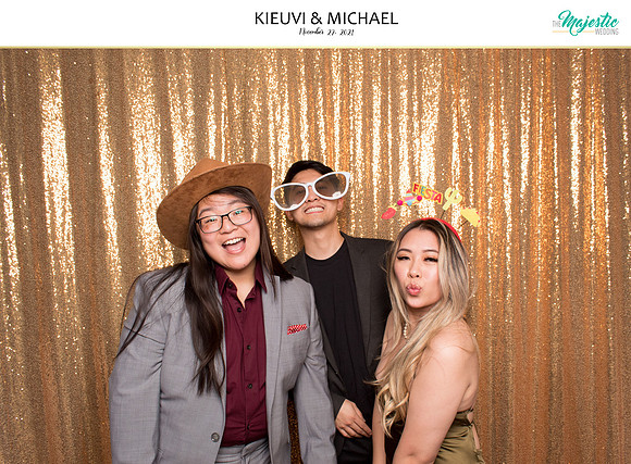20387 - KieuVi + Michael Wedding Photobooth 2021