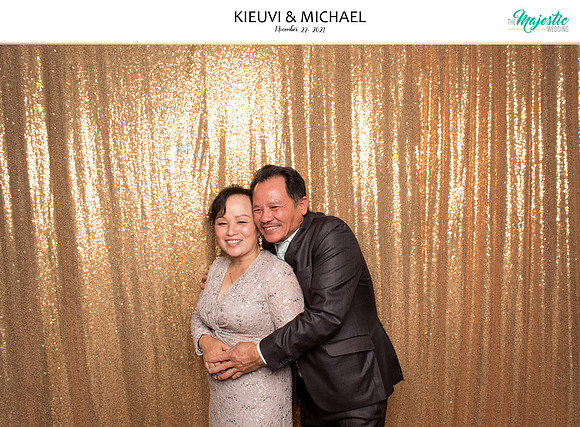 20197 - KieuVi + Michael Wedding Photobooth 2021