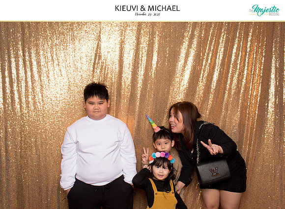 20066 - KieuVi + Michael Wedding Photobooth 2021