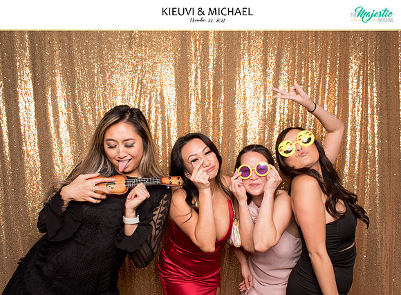 20215 - KieuVi + Michael Wedding Photobooth 2021