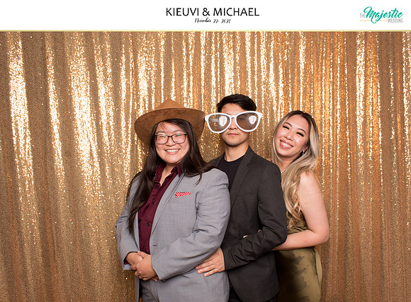 20389 - KieuVi + Michael Wedding Photobooth 2021