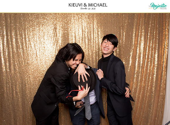 20010 - KieuVi + Michael Wedding Photobooth 2021