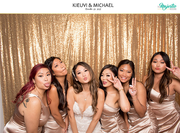20220 - KieuVi + Michael Wedding Photobooth 2021