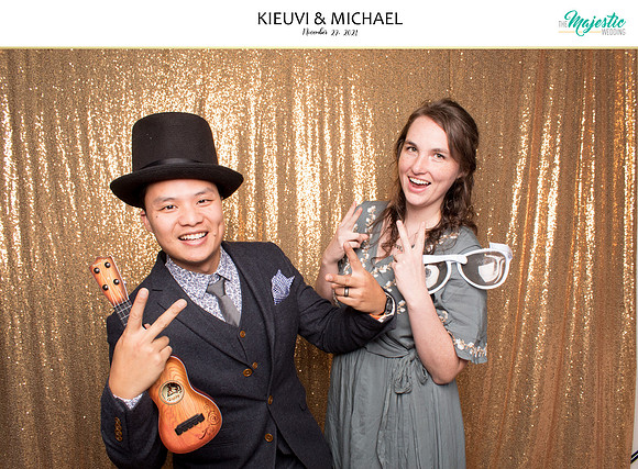 20008 - KieuVi + Michael Wedding Photobooth 2021