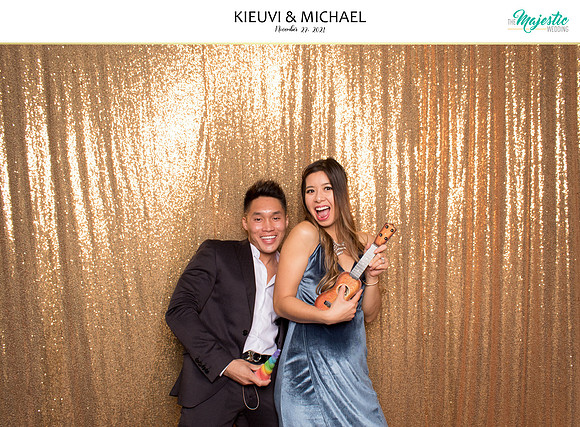 20190 - KieuVi + Michael Wedding Photobooth 2021