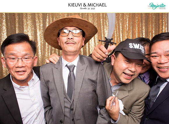 20332 - KieuVi + Michael Wedding Photobooth 2021