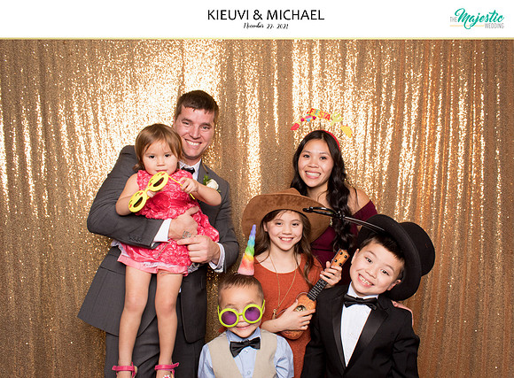 20088 - KieuVi + Michael Wedding Photobooth 2021
