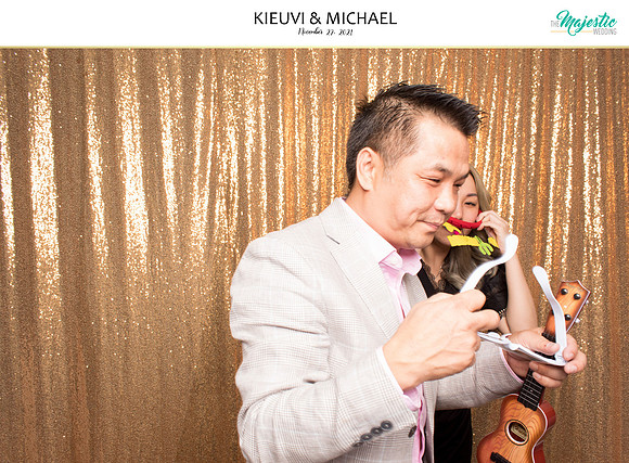 20358 - KieuVi + Michael Wedding Photobooth 2021