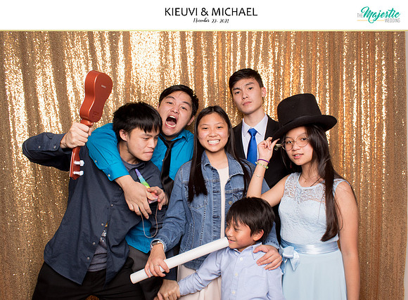 20422 - KieuVi + Michael Wedding Photobooth 2021
