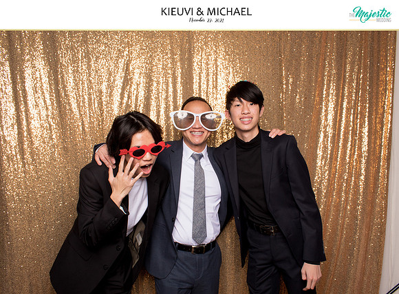 20009 - KieuVi + Michael Wedding Photobooth 2021