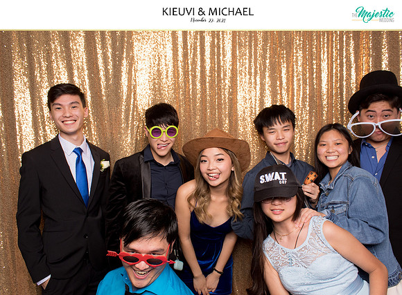 20406 - KieuVi + Michael Wedding Photobooth 2021