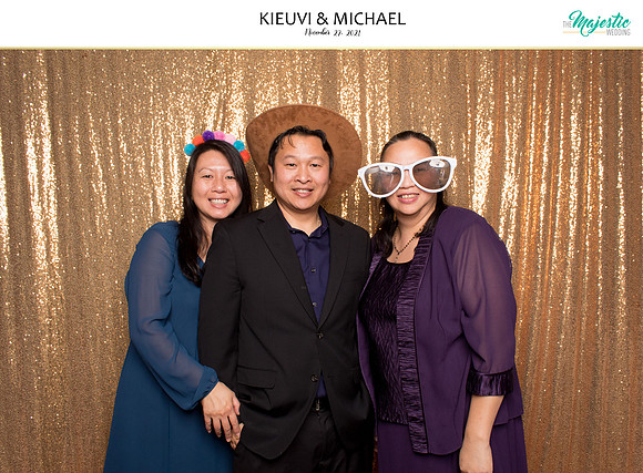 20093 - KieuVi + Michael Wedding Photobooth 2021
