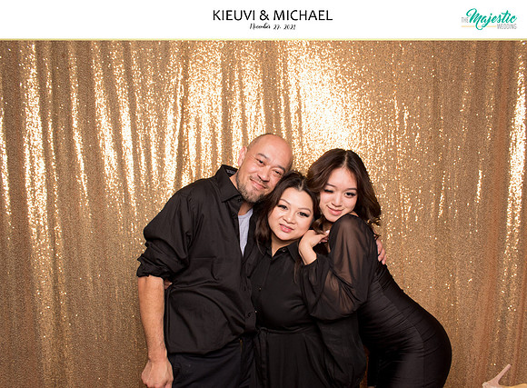 20476 - KieuVi + Michael Wedding Photobooth 2021