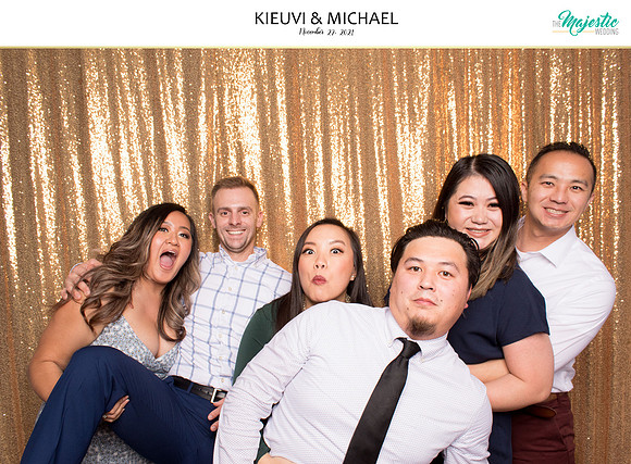20419 - KieuVi + Michael Wedding Photobooth 2021