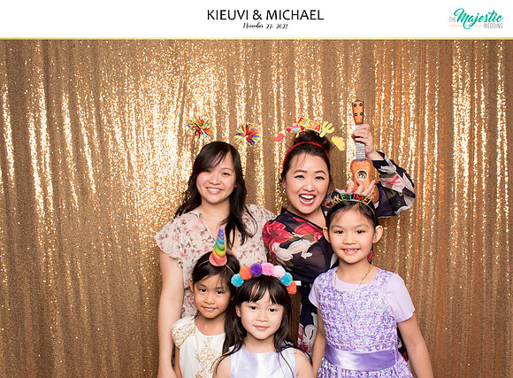 20168 - KieuVi + Michael Wedding Photobooth 2021