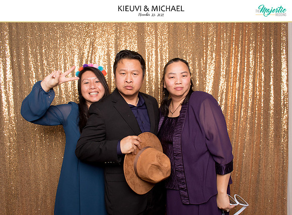 20094 - KieuVi + Michael Wedding Photobooth 2021