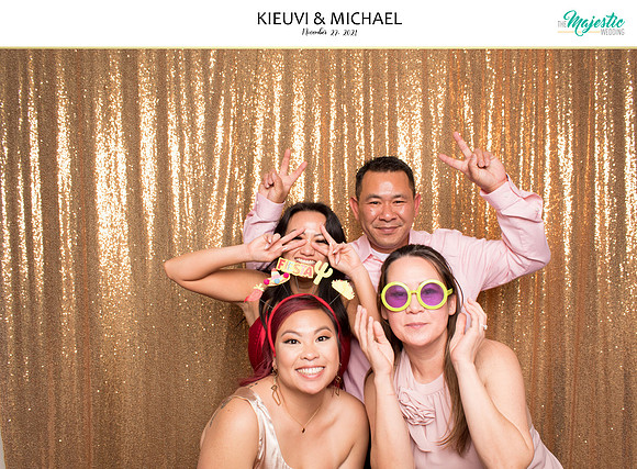 20280 - KieuVi + Michael Wedding Photobooth 2021