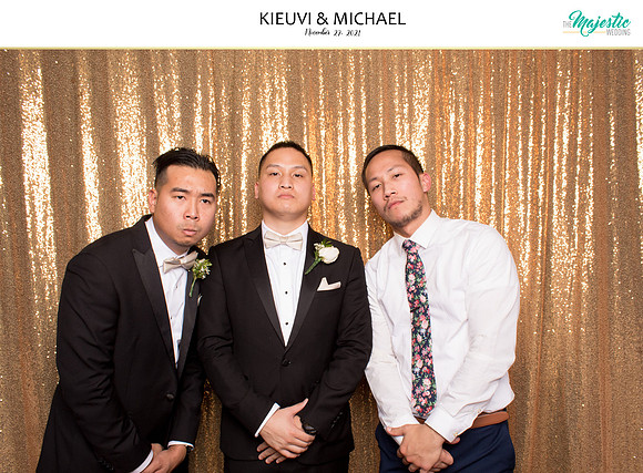20404 - KieuVi + Michael Wedding Photobooth 2021