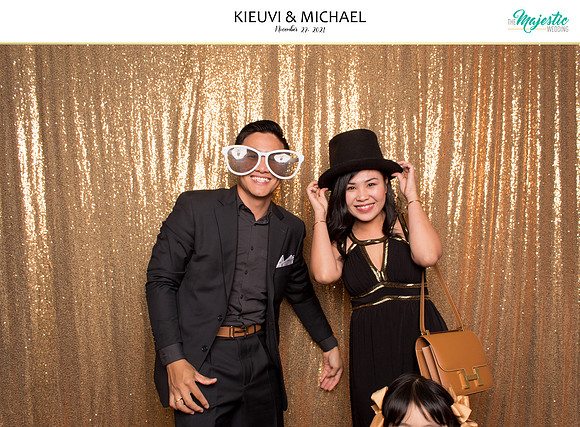 20092 - KieuVi + Michael Wedding Photobooth 2021