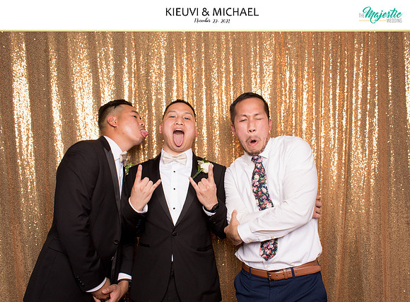 20403 - KieuVi + Michael Wedding Photobooth 2021