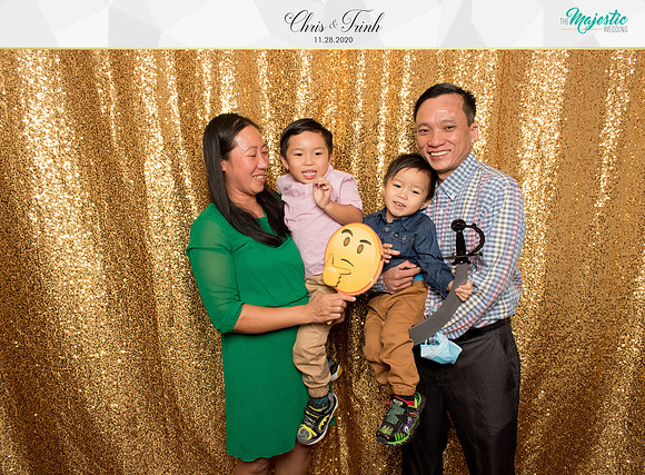 20086 - Trinh + Chris Wedding Photobooth 2020