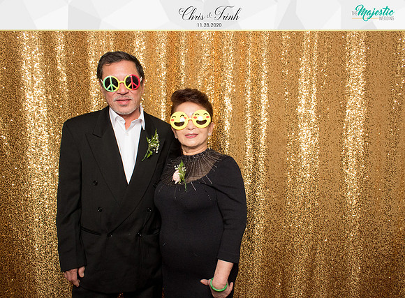 20233 - Trinh + Chris Wedding Photobooth 2020