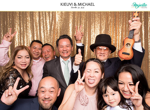 20275 - KieuVi + Michael Wedding Photobooth 2021