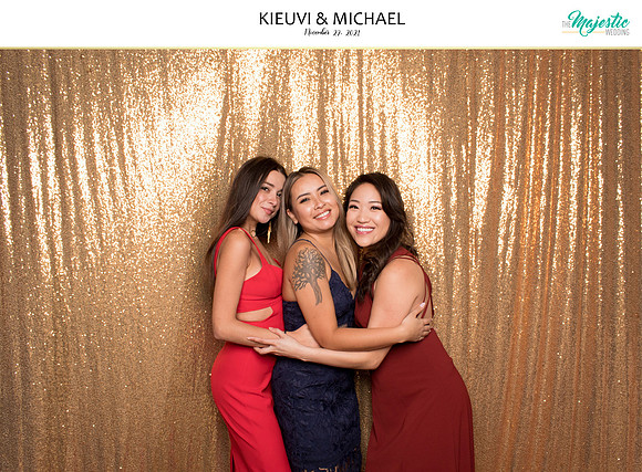 20082 - KieuVi + Michael Wedding Photobooth 2021