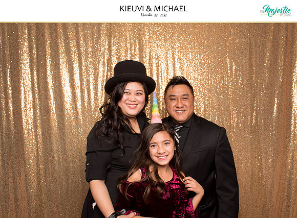20468 - KieuVi + Michael Wedding Photobooth 2021