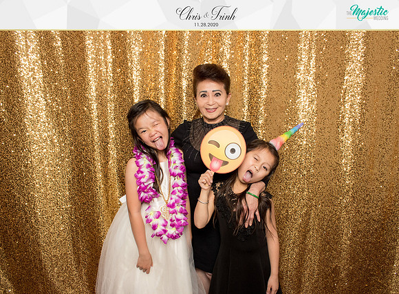 20219 - Trinh + Chris Wedding Photobooth 2020