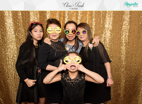 20203 - Trinh + Chris Wedding Photobooth 2020