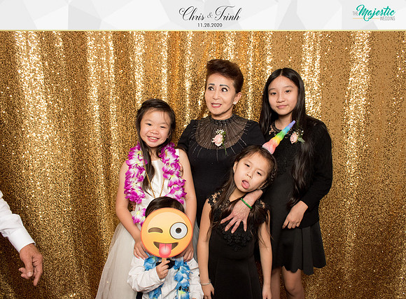 20221 - Trinh + Chris Wedding Photobooth 2020