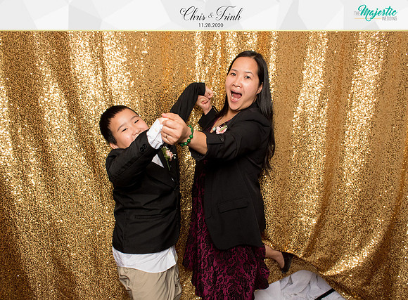 20124 - Trinh + Chris Wedding Photobooth 2020