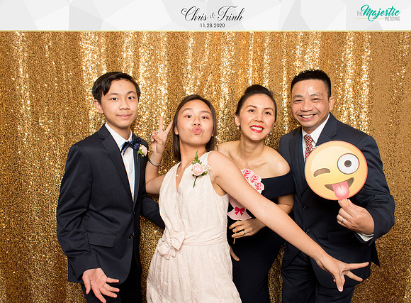 20064 - Trinh + Chris Wedding Photobooth 2020