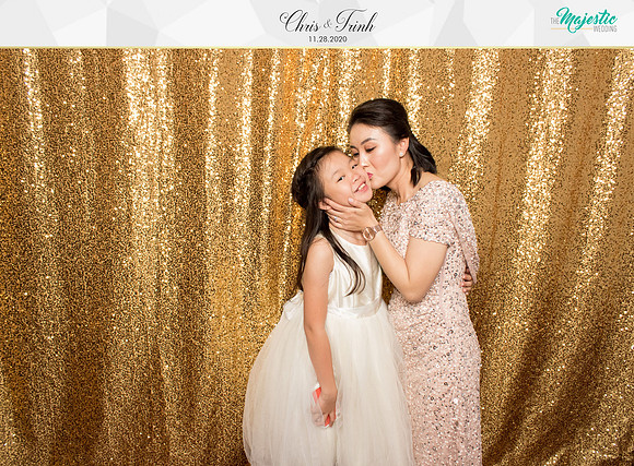 20256 - Trinh + Chris Wedding Photobooth 2020