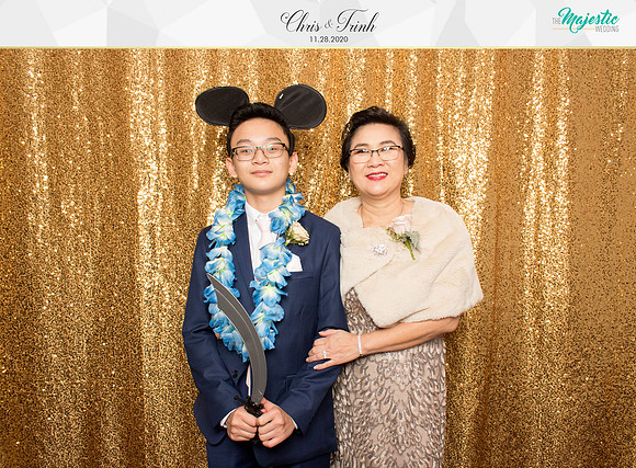 20056 - Trinh + Chris Wedding Photobooth 2020