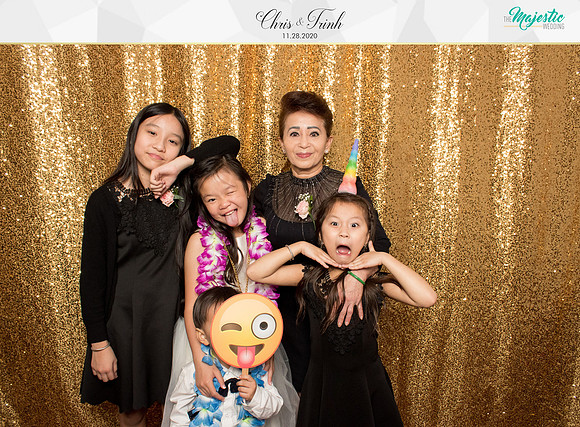 20220 - Trinh + Chris Wedding Photobooth 2020