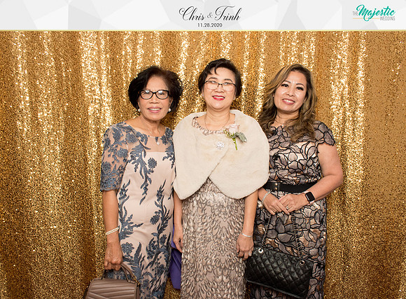 20037 - Trinh + Chris Wedding Photobooth 2020